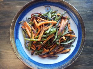 397846_562115320476464_437356848_n